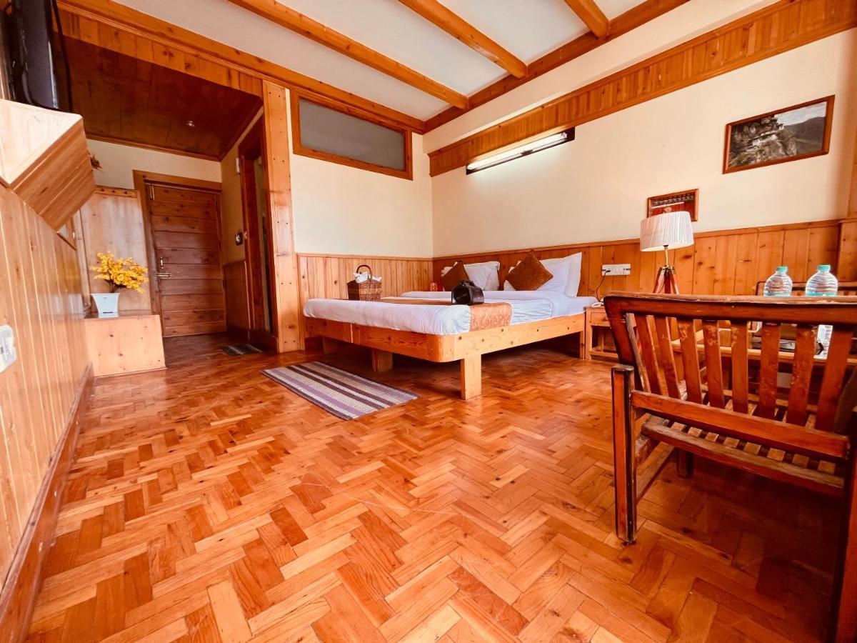 Valley Of Gods - Scenic River & Mountain View Hotel In Manali Bagian luar foto